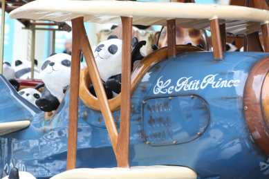 1600 pandas